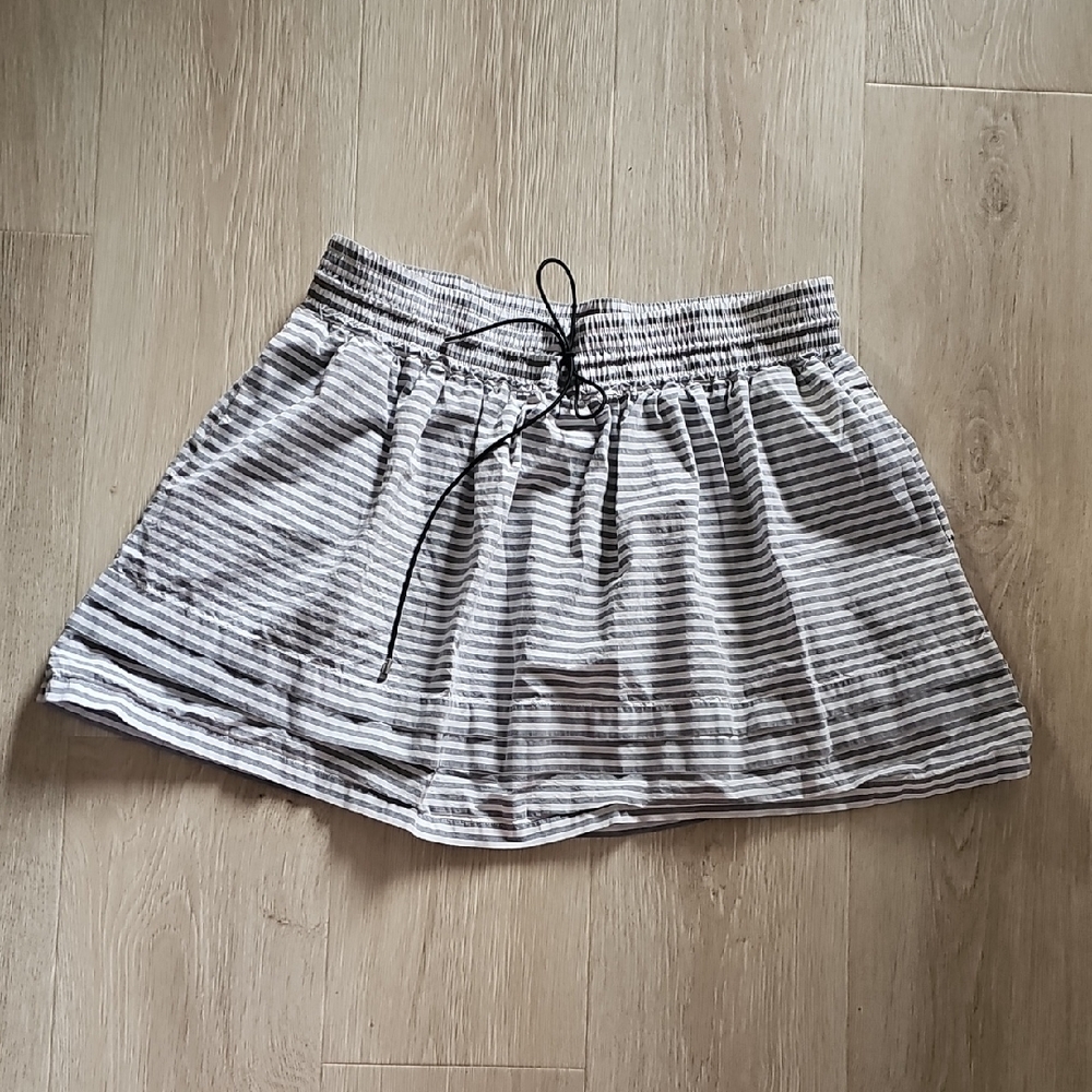 Kate Spade Gray and White Striped Skirt